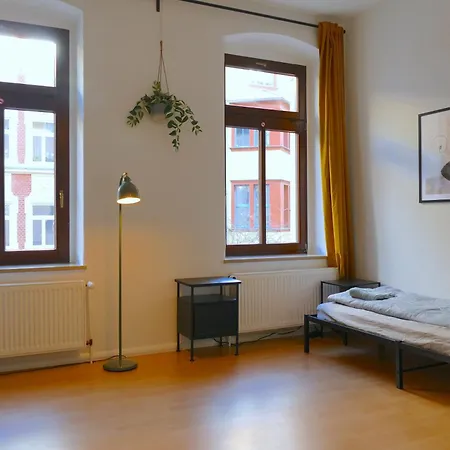 Schöne, Günstige Monteurswohnung Mit Privatsphäre In Lage Apartment *