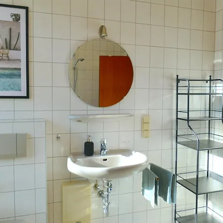 Apartment Schöne, Günstige Monteurswohnung Mit Privatsphäre In Lage Chemnitz