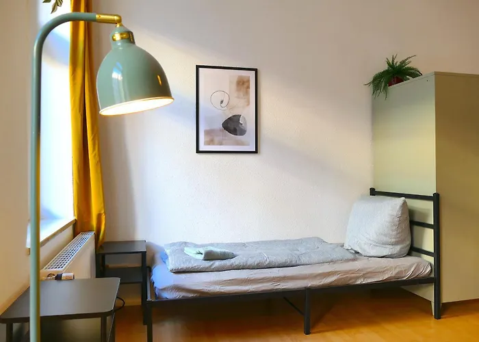 Apartment Schoene, Guenstige Monteurswohnung Mit Privatsphaere In Lage Chemnitz